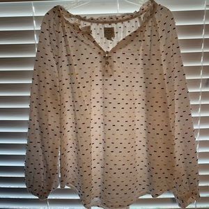 🌷Henley style shirt🌷